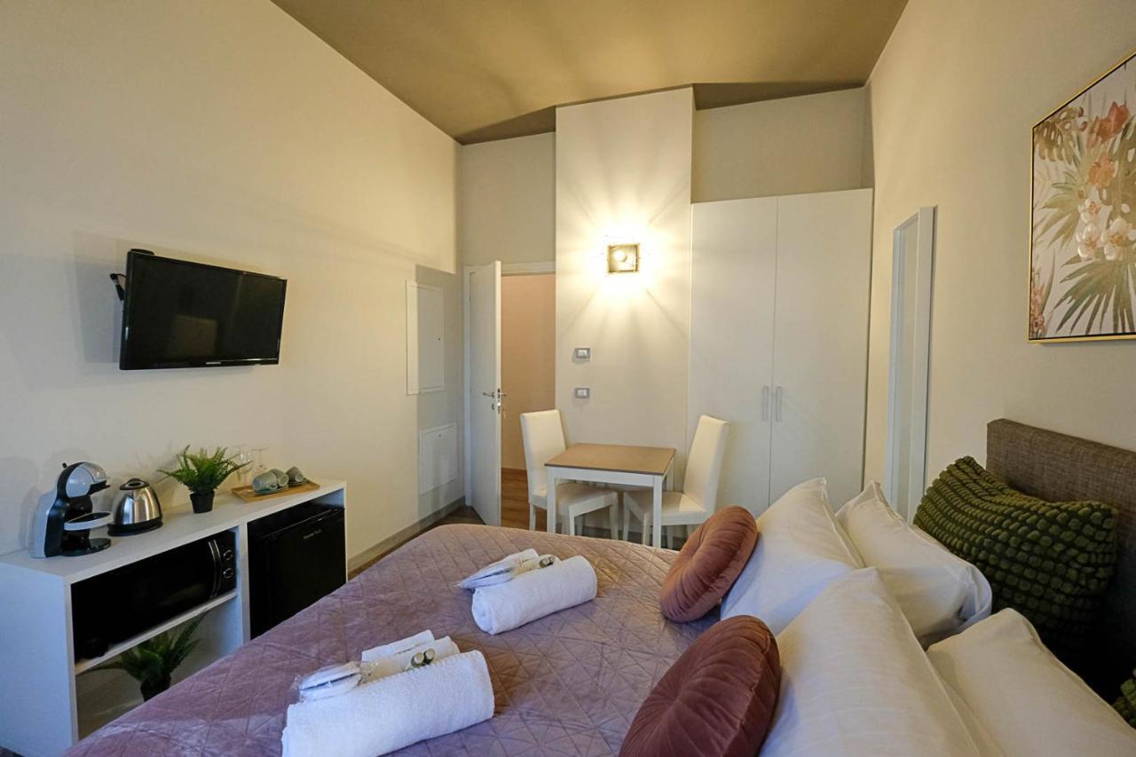 Verona Suites And Rooms Exteriör bild